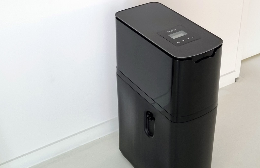 Compacte waterverzachter